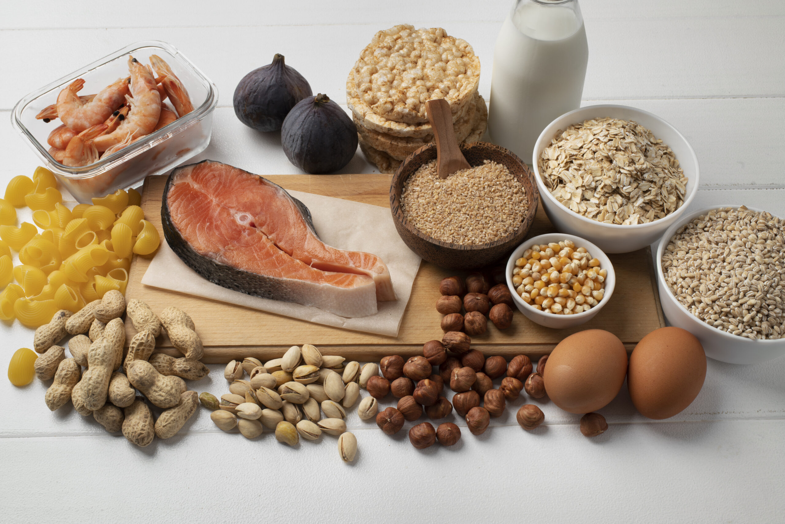 ssortment-food-that-can-cause-allergic-reaction-people